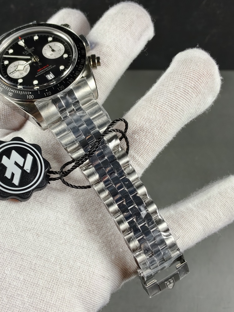 ZF Black Bay Chronograph Black Dial | 41mm | A7750 Automatic Chronograph Movement