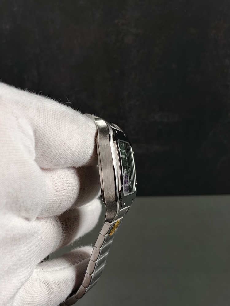 AF Santos de Cartier Medium Green Dial | Stainless Steel | Automatic Movement | Extra Green Leather Strap