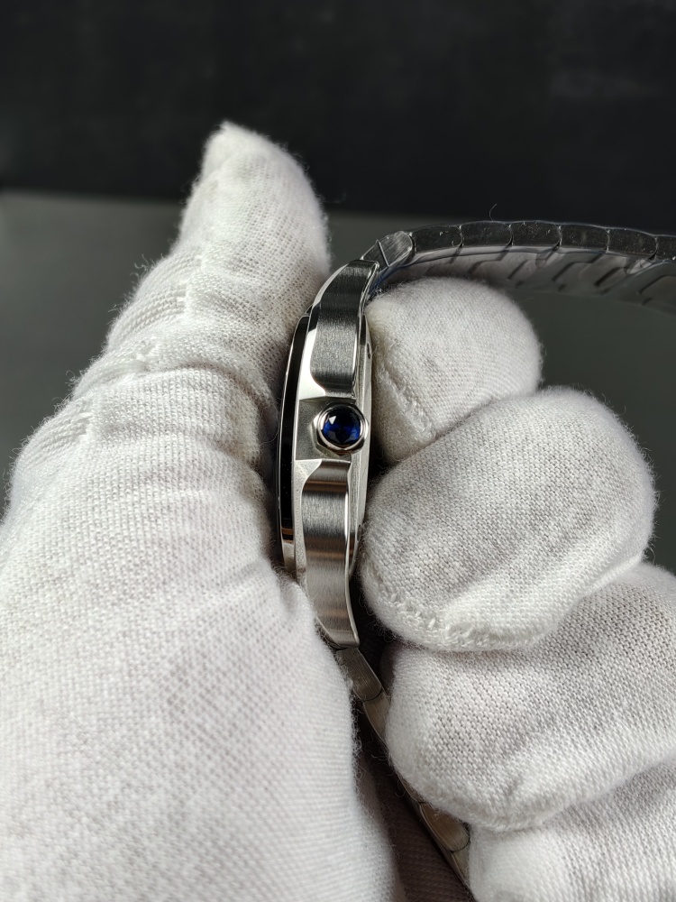 AF Santos de Cartier Medium Model Blue Dial | Stainless Steel | Swiss Automatic Movement | Extra Blue Leather Strap