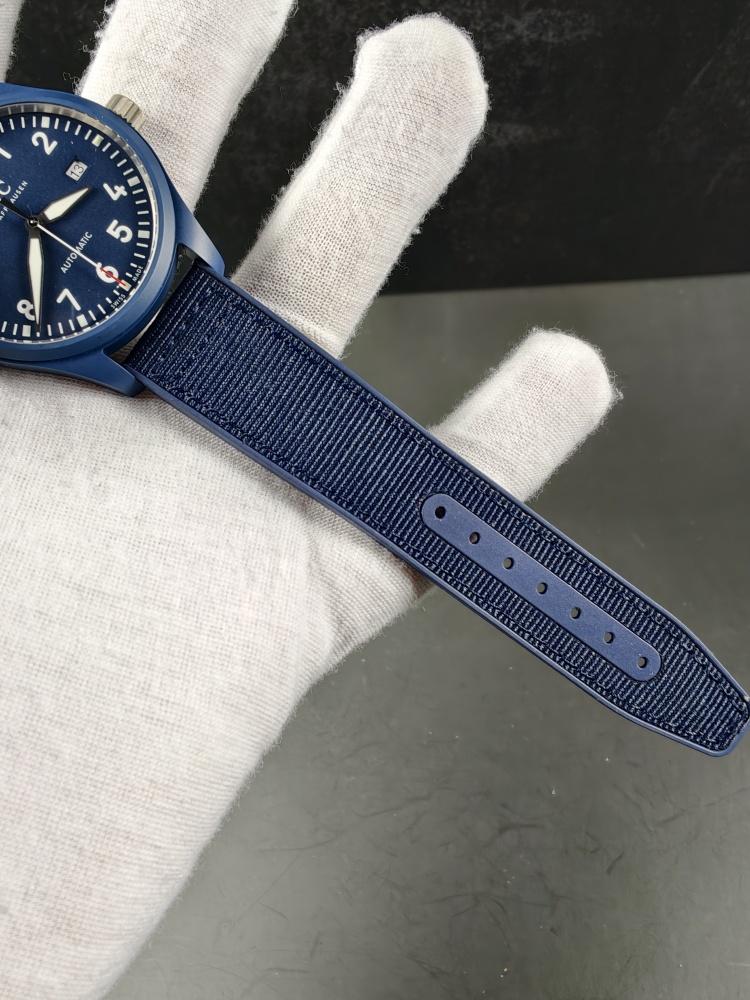 M+ Pilot's Watch "Laureus Sport for Good" Blue Ceramic | 41mm | A2892 Automatic Movement