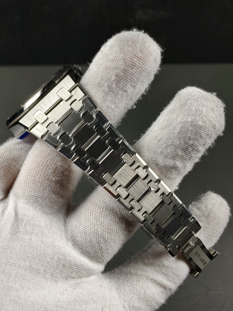 ZF Royal Oak 16204ST Blue Dial | 39mm | Free-Sprung 7121 Super Clone Movement