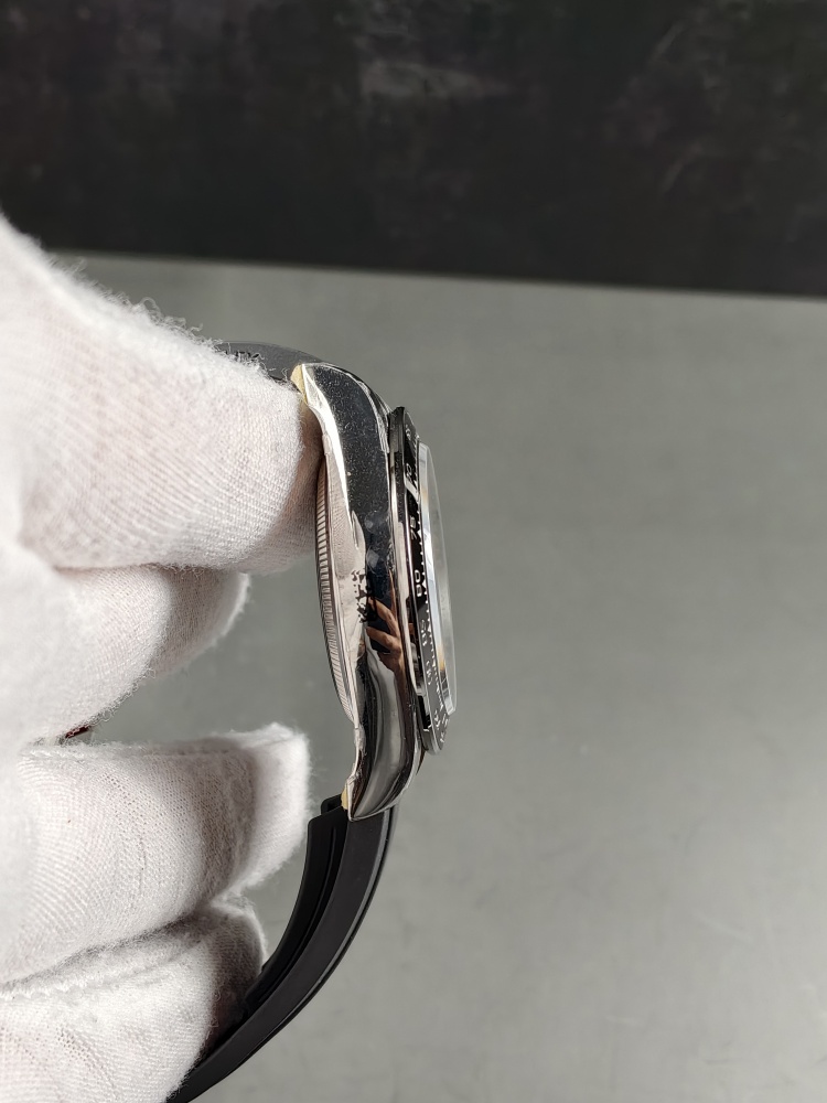 VSF Daytona “Ghost” Oysterflex 126519LN