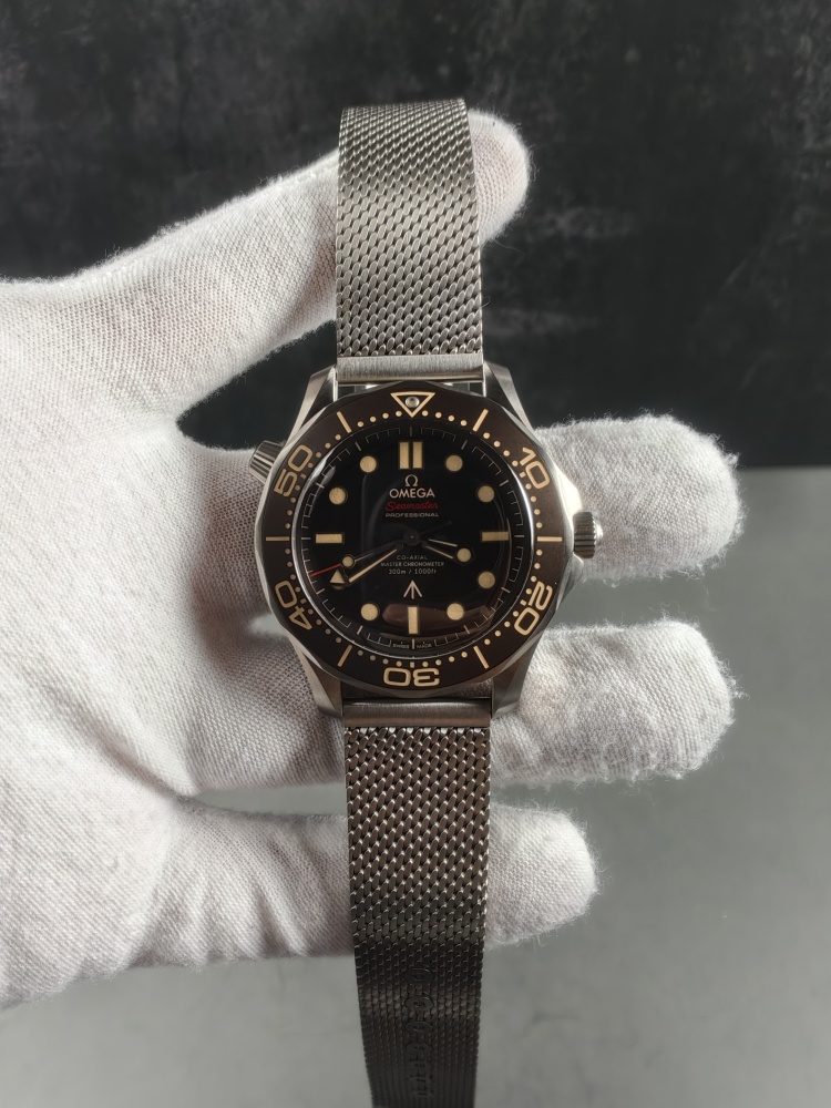 VSF Seamaster Diver 300M NTTD Titanium with Extra NATO Strap