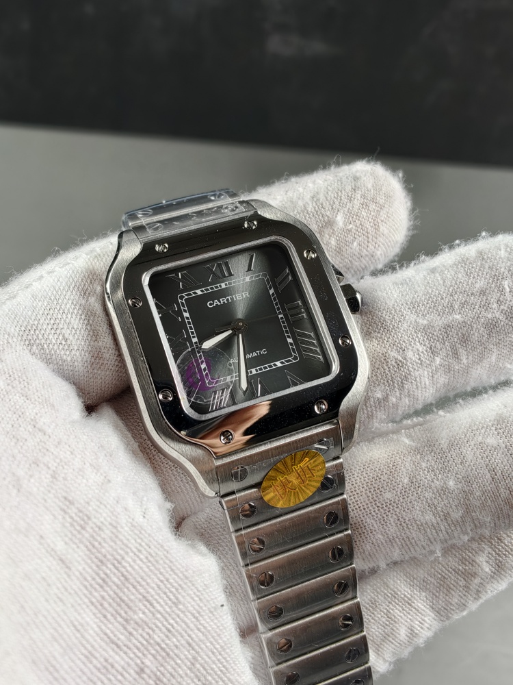 AF Santos de Cartier Small Model Black Dial | Stainless Steel | Quartz Movement | Extra Black Leather Strap