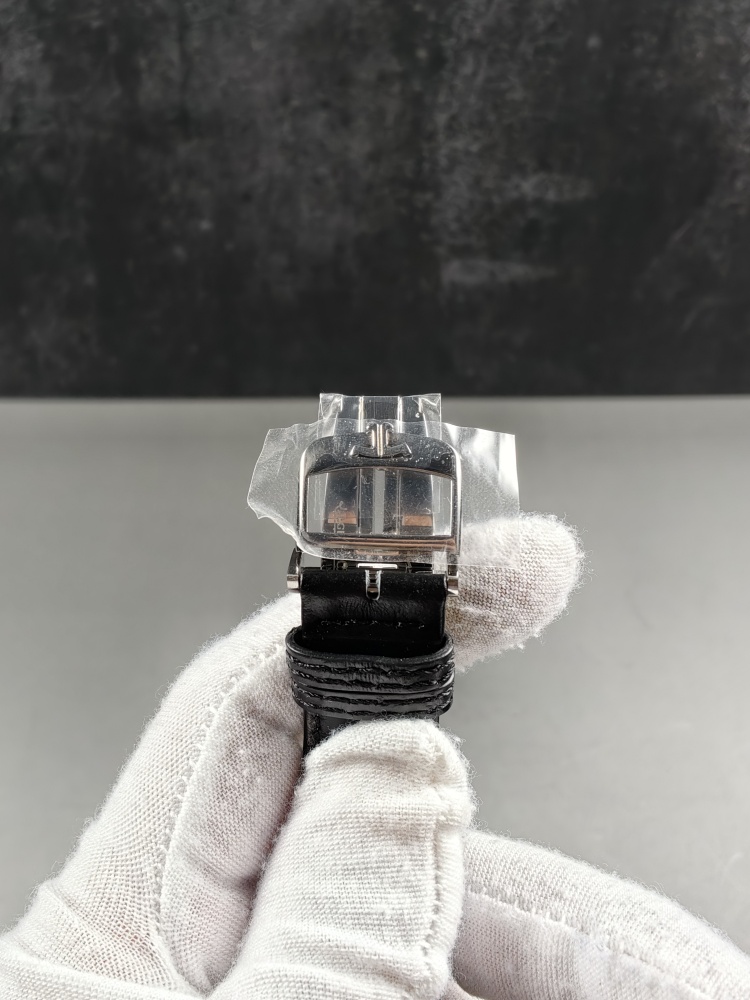 JJF Reverso Classique | 38.6mm × 23.1mm | Manual Winding Movement