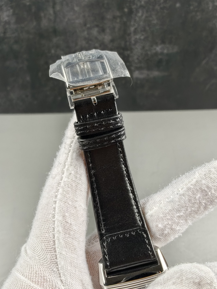 JJF Reverso Classique | 38.6mm × 23.1mm | Manual Winding Movement