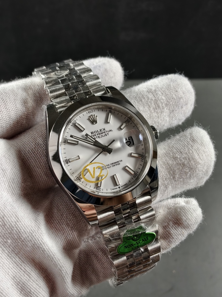 GOLD V2 Free-Sprung Datejust White Dial | 41mm | Free-Sprung JH3235 Super Clone Movement | Jubilee Bracelet | Smooth Bezel