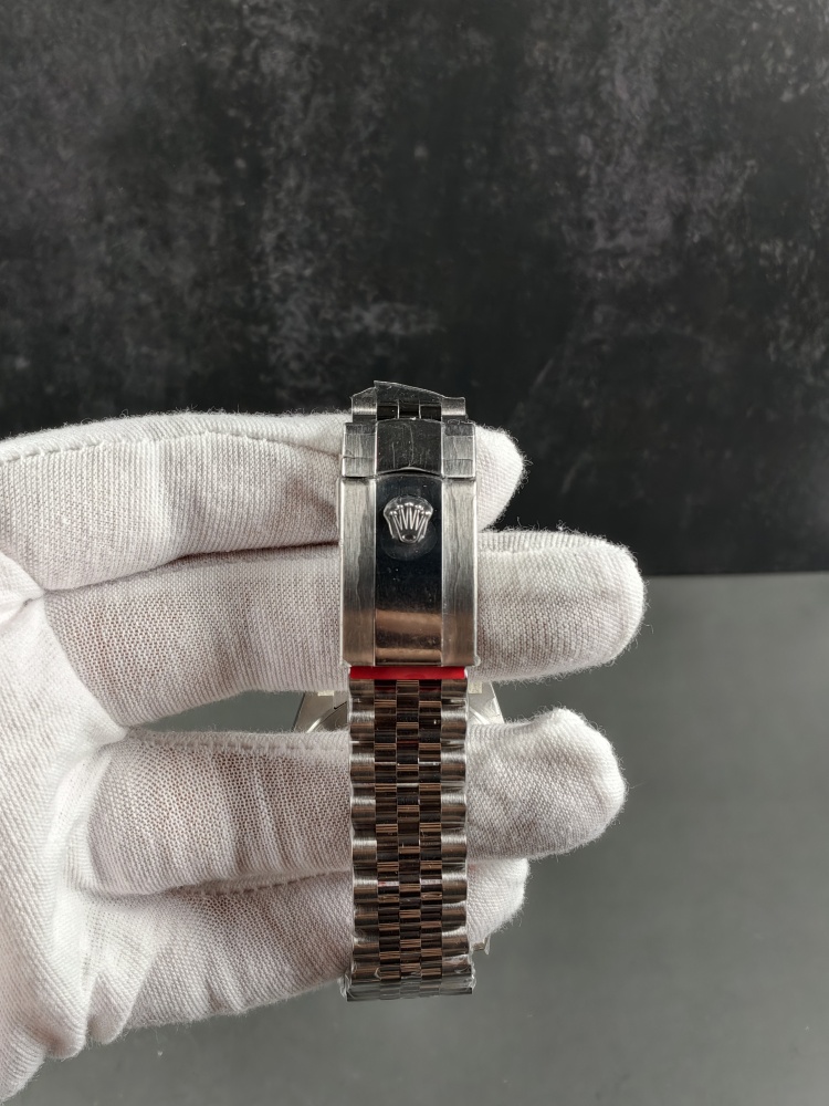 GOLD V2 Free-Sprung Datejust Silver Dial | 41mm | Free-Sprung JH3235 Super Clone Movement | Jubilee Bracelet | Smooth Bezel