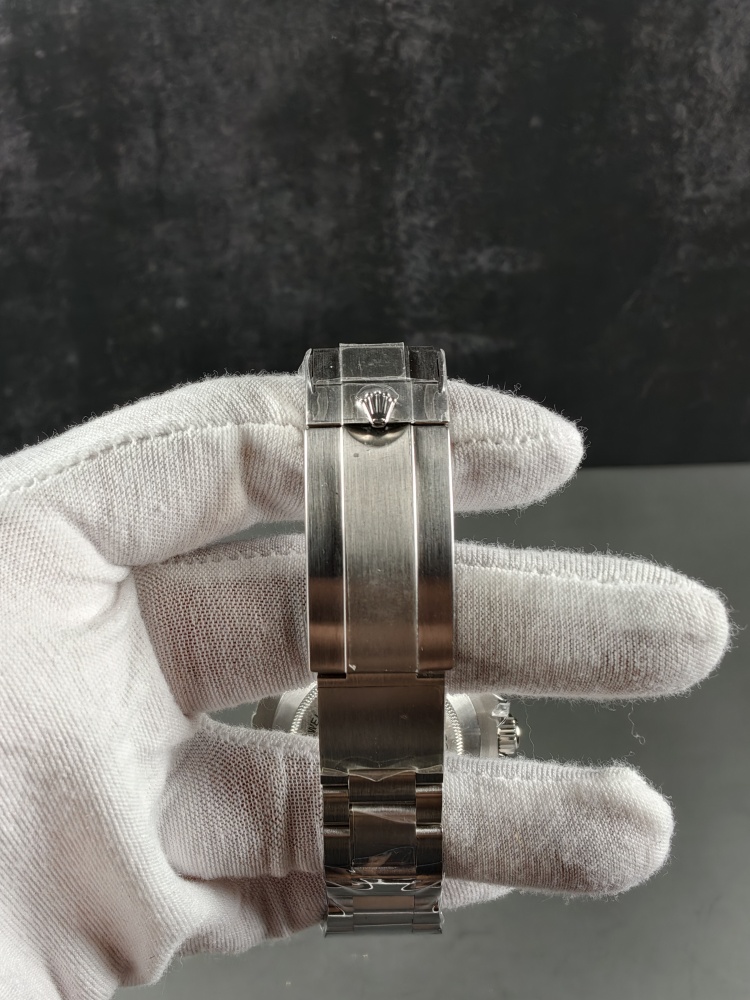 QF Free-Sprung Sea-Dweller Red Text | 43mm | Free-Sprung JH3235 Super Clone Movement