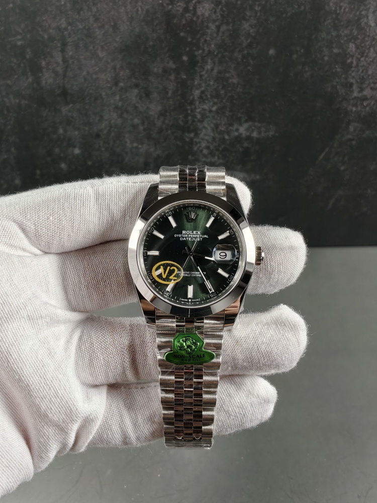 GOLD V2 Free-Sprung Datejust Green Dial | 41mm | Free-Sprung JH3235 Super Clone Movement | Jubilee Bracelet | Smooth Bezel