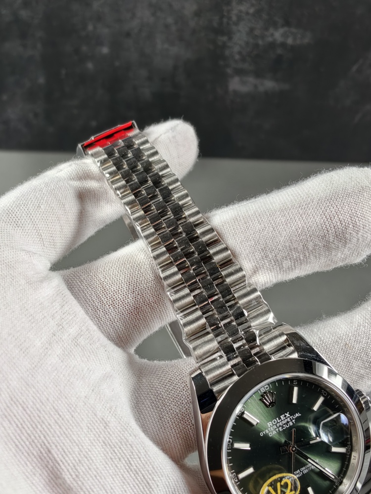GOLD V2 Free-Sprung Datejust Green Dial | 41mm | Free-Sprung JH3235 Super Clone Movement | Jubilee Bracelet | Smooth Bezel