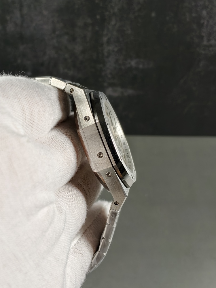 BBS Royal Oak Perpetual Calendar White Dial | 41mm