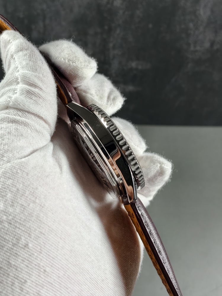 BLS Navitimer 1 Chronograph Silver Dial | 41mm | B01 Super Clone Automatic Chronograph Movement | Brown Leather Strap