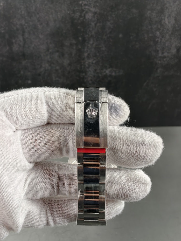 GOLD V2 Free-Sprung Datejust Black Dial | 41mm | Free-Sprung JH3235 Super Clone Movement | Oyster Bracelet | Smooth Bezel