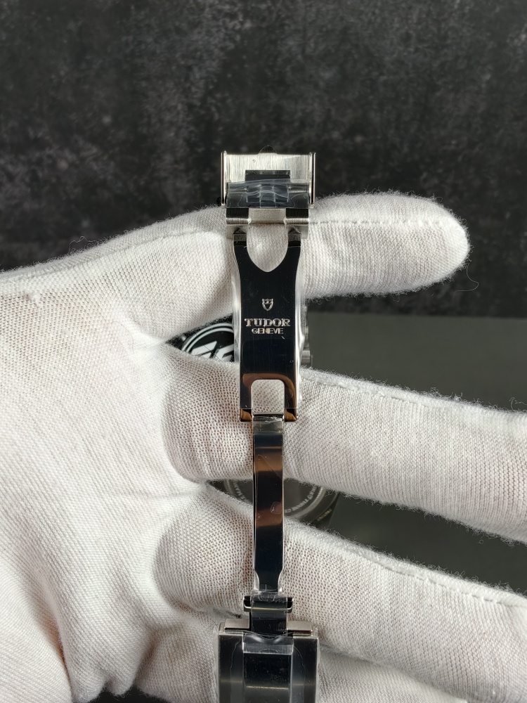 ZF Black Bay 54 Black Dial | 37mm | A2824 Automatic Movement