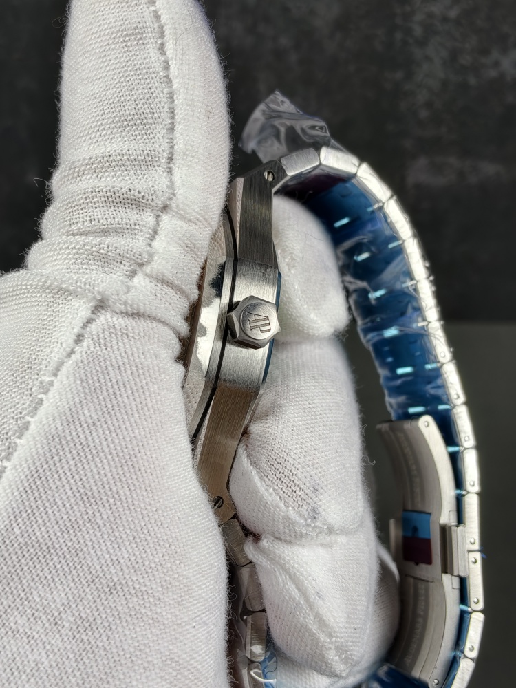 TOP Royal Oak 15510 White Dial | 41mm | Clone Calibre 4302 Movement