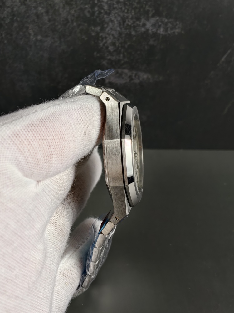 TOP Royal Oak 15510 White Dial | 41mm | Clone Calibre 4302 Movement