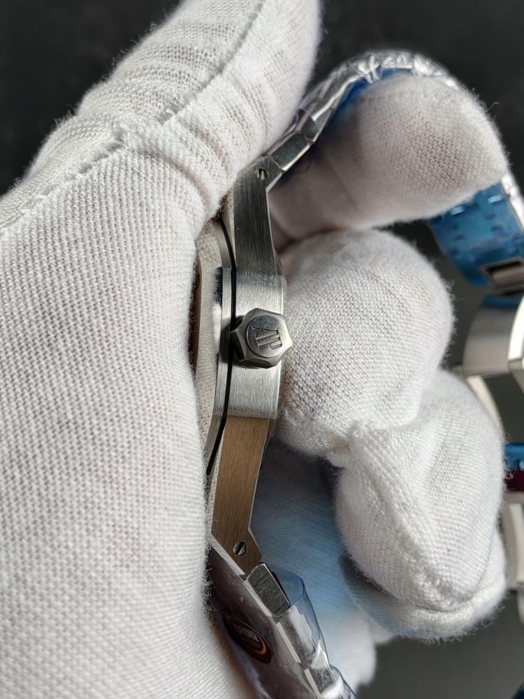 TOP Royal Oak 15510 White Dial | 41mm | Clone Calibre 4302 Movement