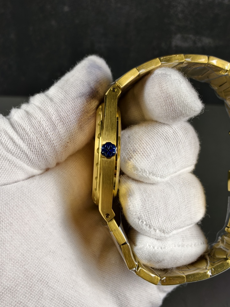 VC+ Historiques 222 Yellow Gold | 37mm | Decorated Miyota 9015 Automatic Movement
