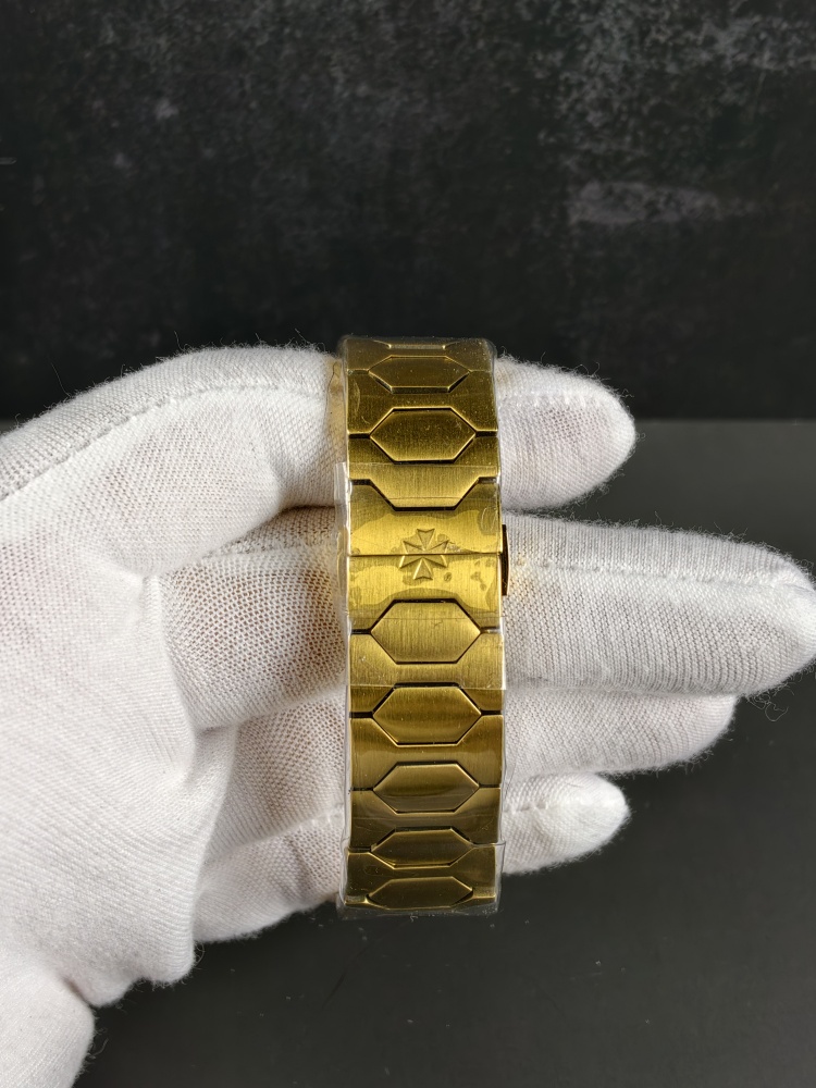 VC+ Historiques 222 Yellow Gold | 37mm | Decorated Miyota 9015 Automatic Movement