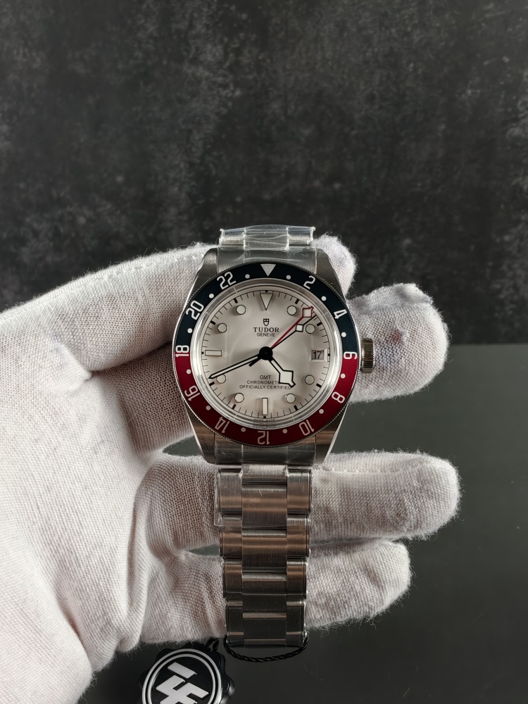ZF Black Bay GMT Opaline Dial | 41mm | True GMT Automatic Movement | Stainless Steel Bracelet