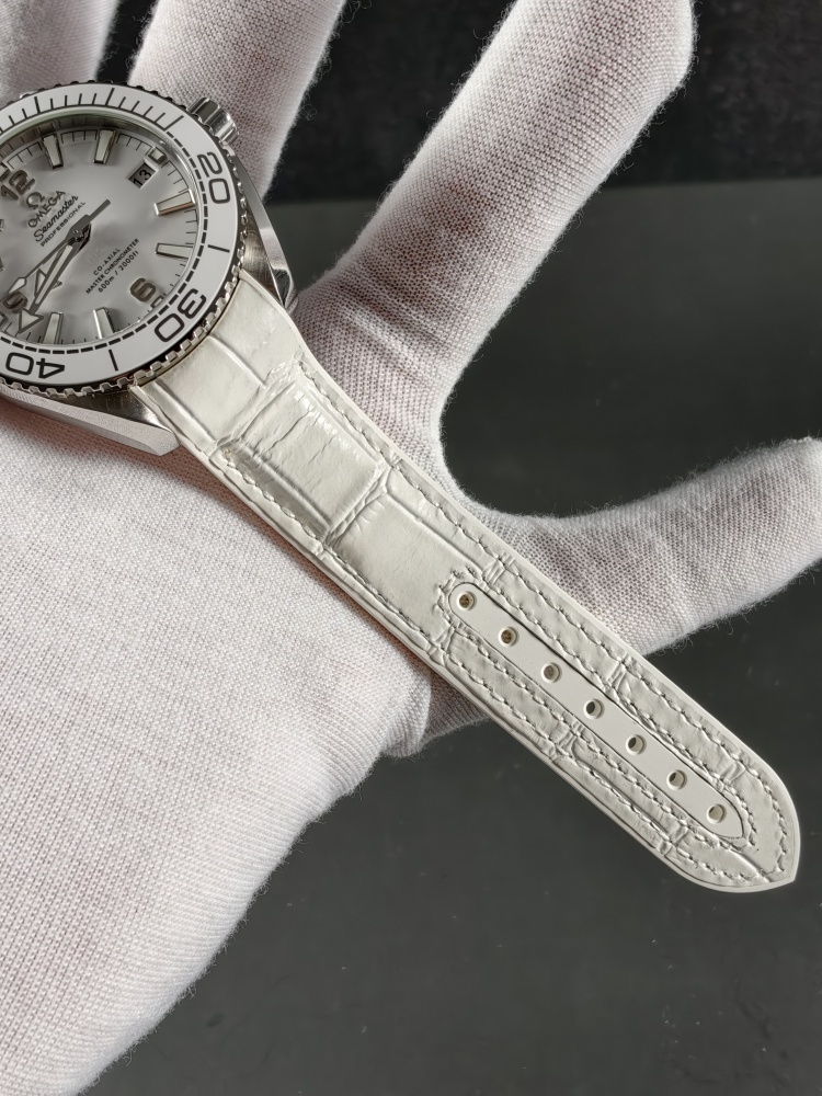 VSF Seamaster Planet Ocean White Dial | 43.5mm | DD8900 Super Clone Movement | White Leather Strap