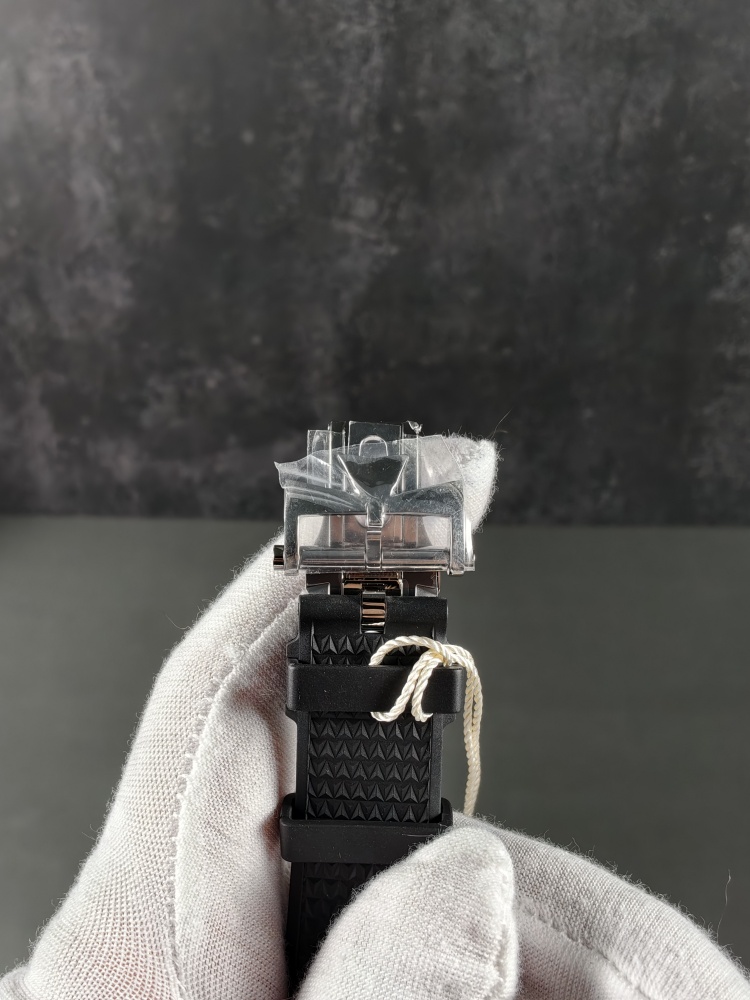 PPF Overseas 4500V Black Dial with Rubber Straps | 41mm |