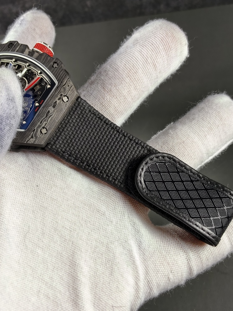 UMI RM 67-02 "Sébastien Ogier" | 38.7mm × 47.5mm | Custom Ultra-Thin Automatic Skeleton Movement