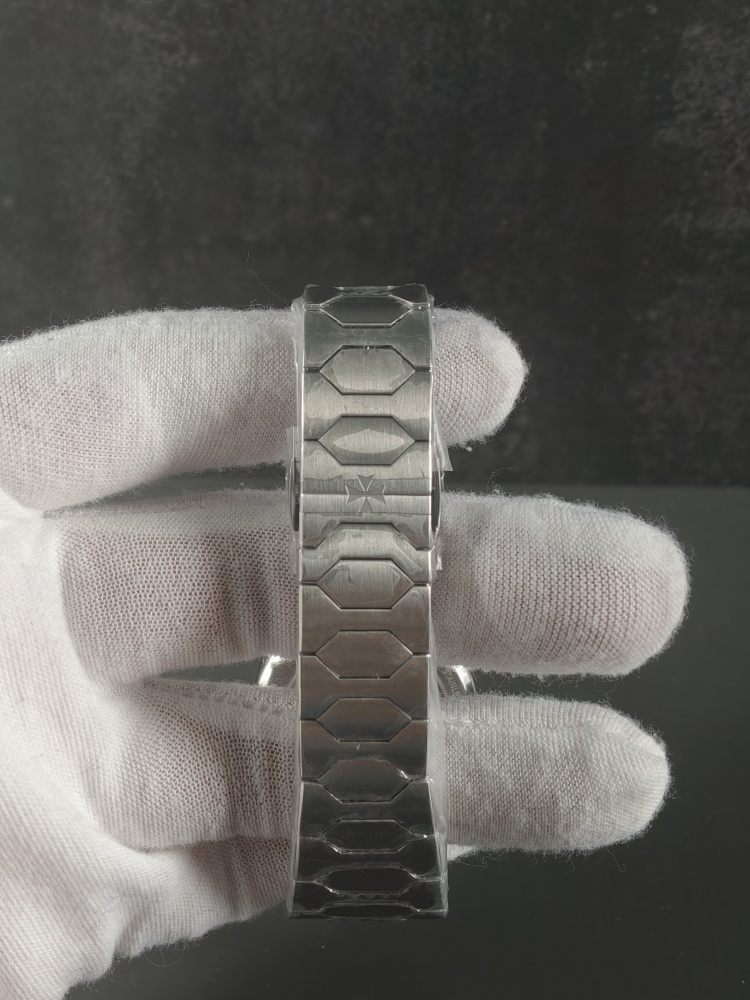 PPF Historiques 222 Stainless Steel | 37mm | Decorated Miyota 9015 Automatic Movement