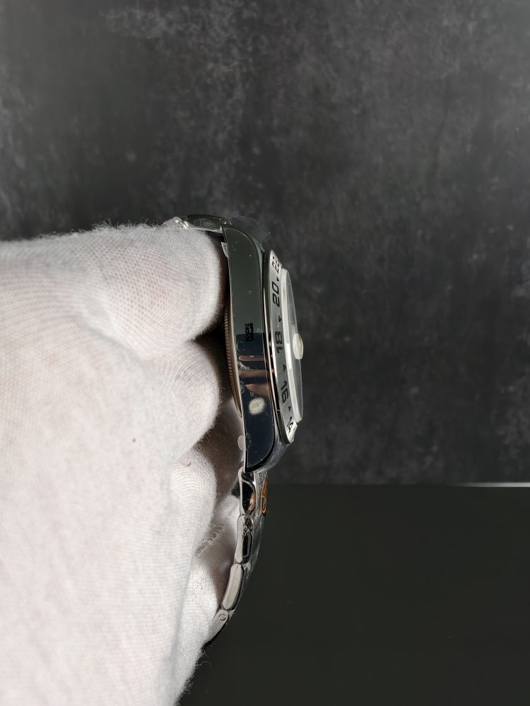QF Explorer II White Dial 42mm – JH3285 Free-Sprung Super Clone Movement