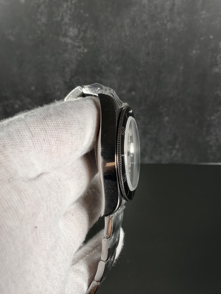 ZF Black Bay 68 Silver Dial | 43mm | A2824 Automatic Movement