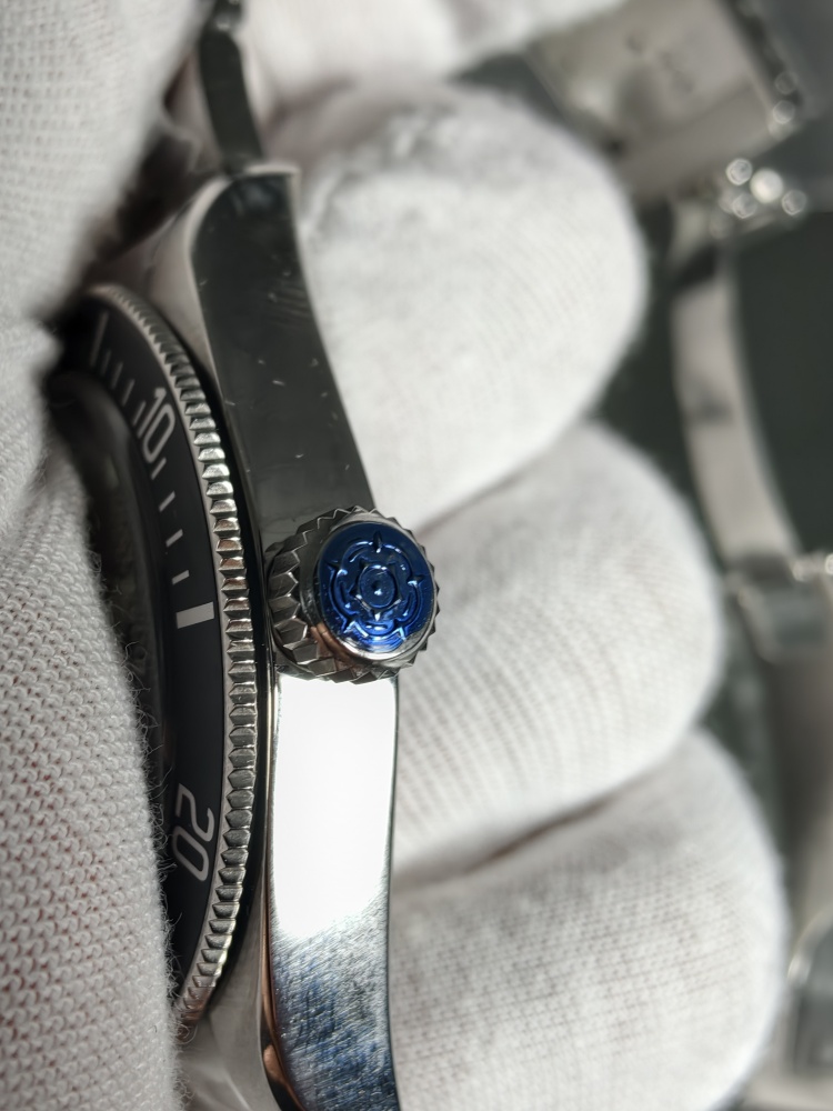 ZF Black Bay 68 Silver Dial | 43mm | A2824 Automatic Movement