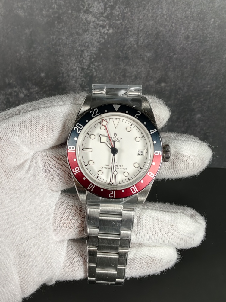 ZF Black Bay GMT Opaline Dial | 41mm | True GMT Automatic Movement | Stainless Steel Bracelet