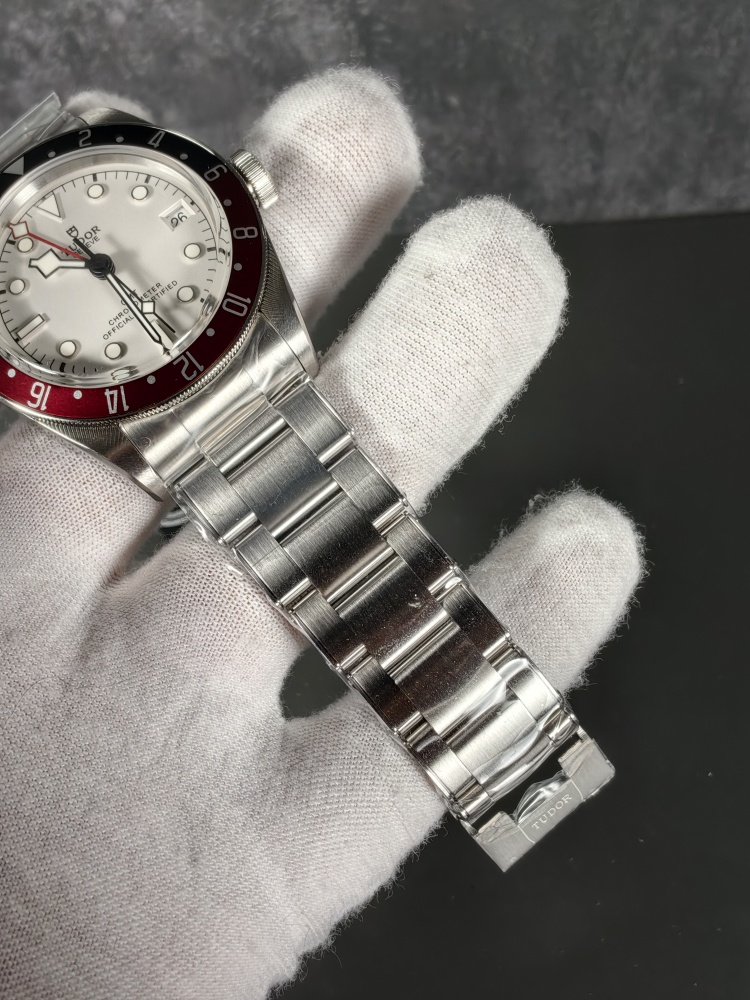 ZF Black Bay GMT Opaline Dial | 41mm | True GMT Automatic Movement | Stainless Steel Bracelet
