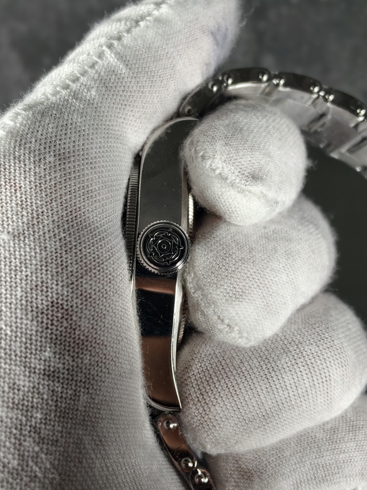 ZF Black Bay GMT Opaline Dial | 41mm | True GMT Automatic Movement | Stainless Steel Bracelet
