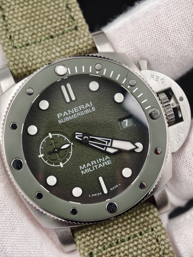 VSF Panerai Submersible Marina Militare PAM01697 44mm Green – Dandong P.900 Super Clone Movement