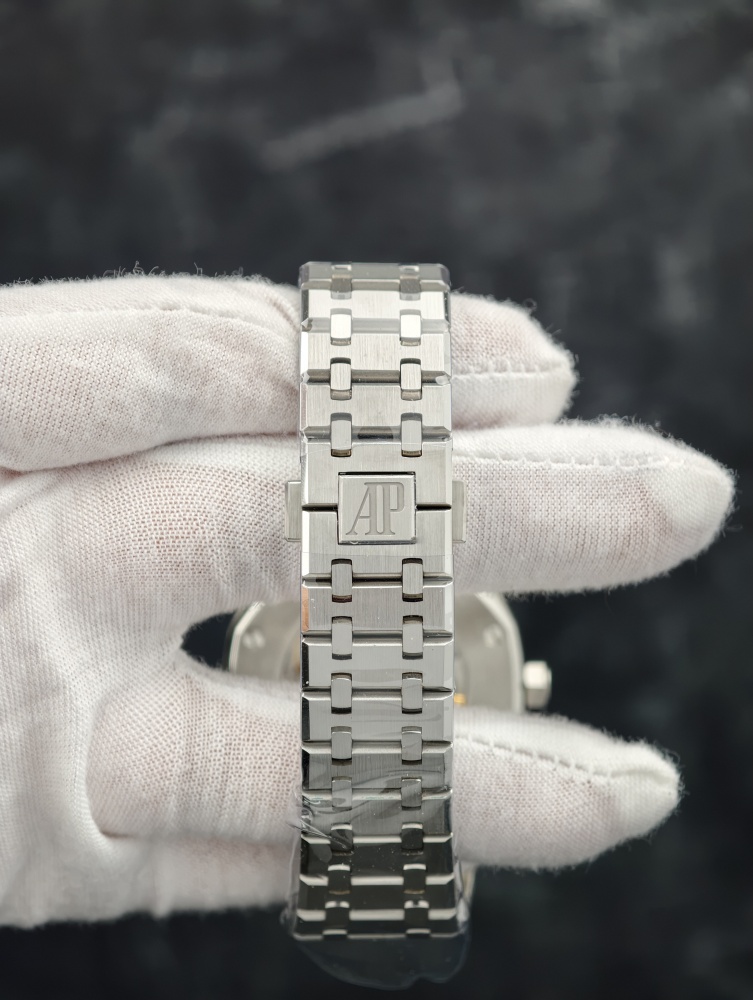 IPF Royal Oak 15500 41mm Blue Dial – A4302 Automatic Movement
