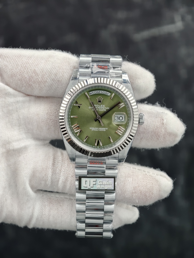 QF V9 Day-Date 40mm White Gold Green Dial – JH3255 Free-Sprung Super Clone 210g