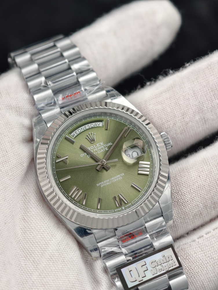 QF V9 Day-Date 40mm White Gold Green Dial – JH3255 Free-Sprung Super Clone 210g