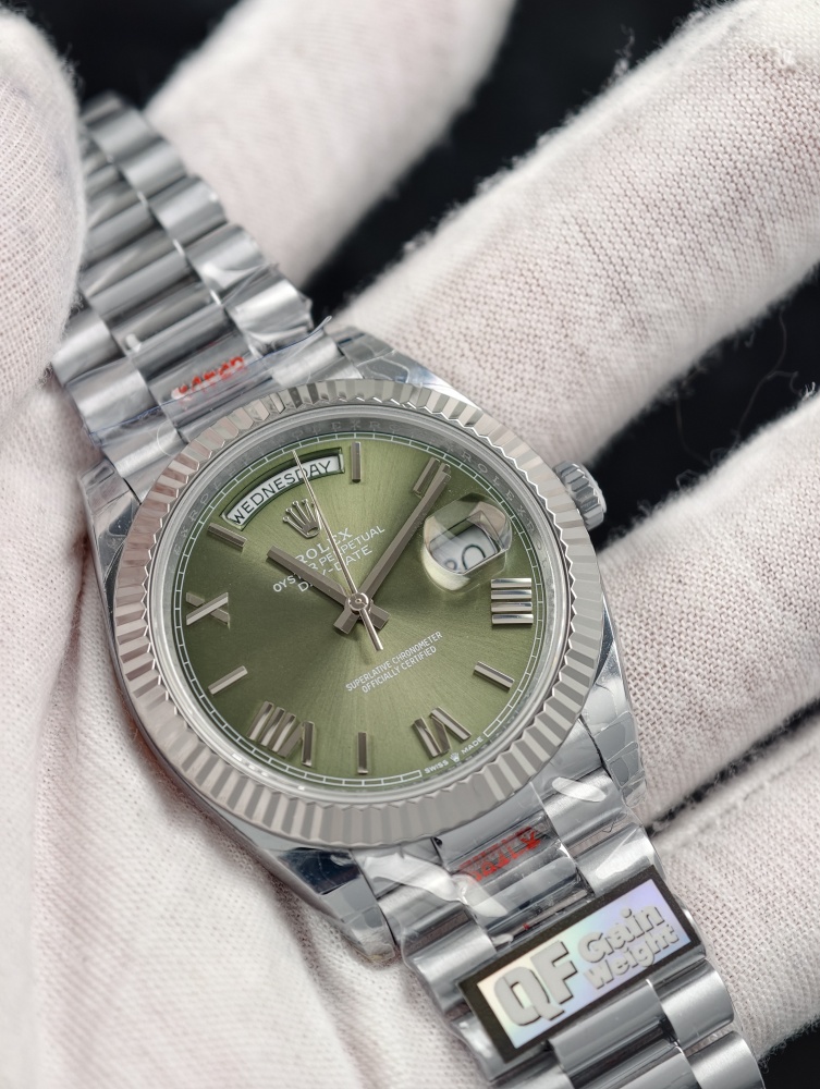 QF V9 Day-Date 40mm White Gold Green Dial – JH3255 Free-Sprung Super Clone 210g
