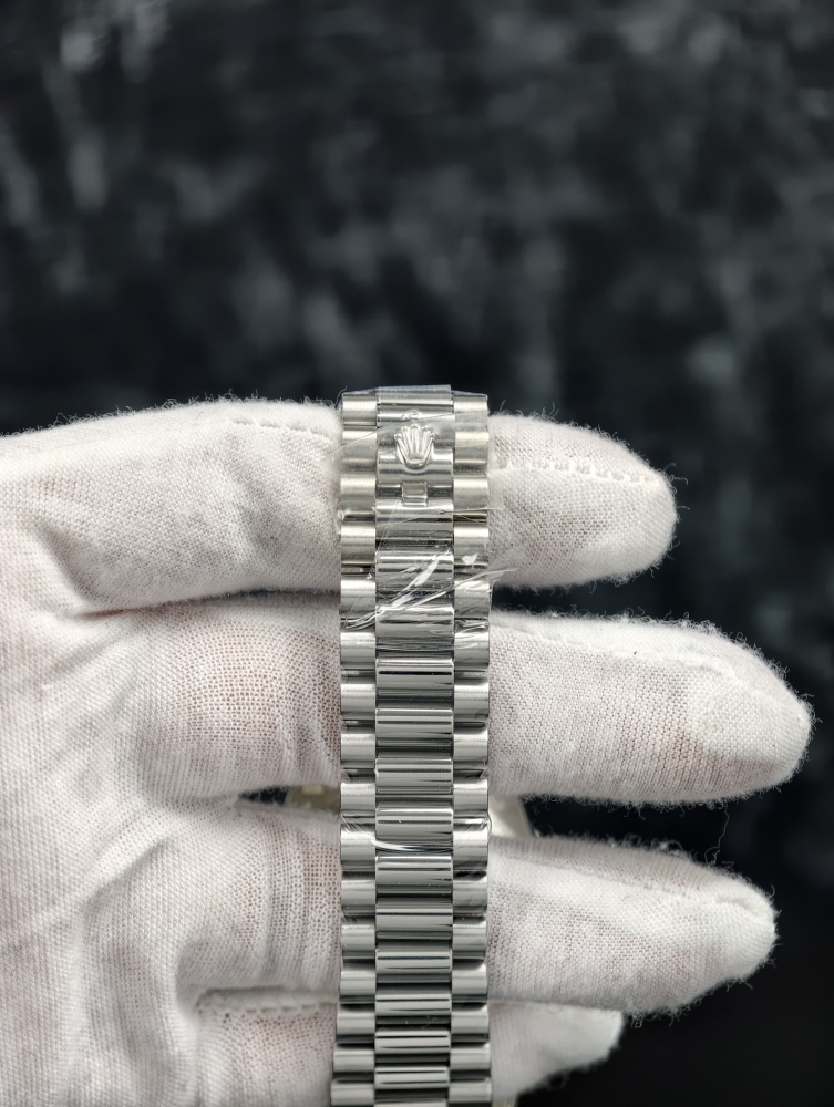 RGF Day-Date 40mm White Gold Green Dial – SH3255 Automatic Movement
