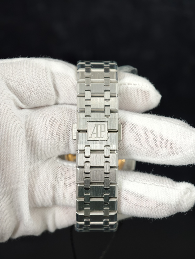 ZF Royal Oak 15500 41mm Black Dial – SA4302 Free-Sprung Super Clone Movement