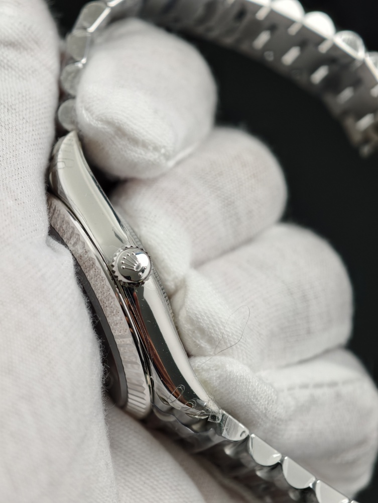 VSF V2 Day-Date 40mm White Gold Rhodium Dial – DD3255 Super Clone 182g