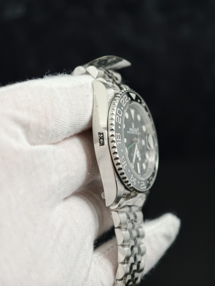 VSF GMT-Master II “Bruce Wayne” 126710GRNR