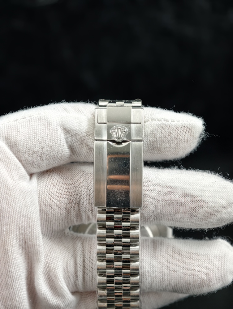 VSF GMT-Master II “Bruce Wayne” 126710GRNR