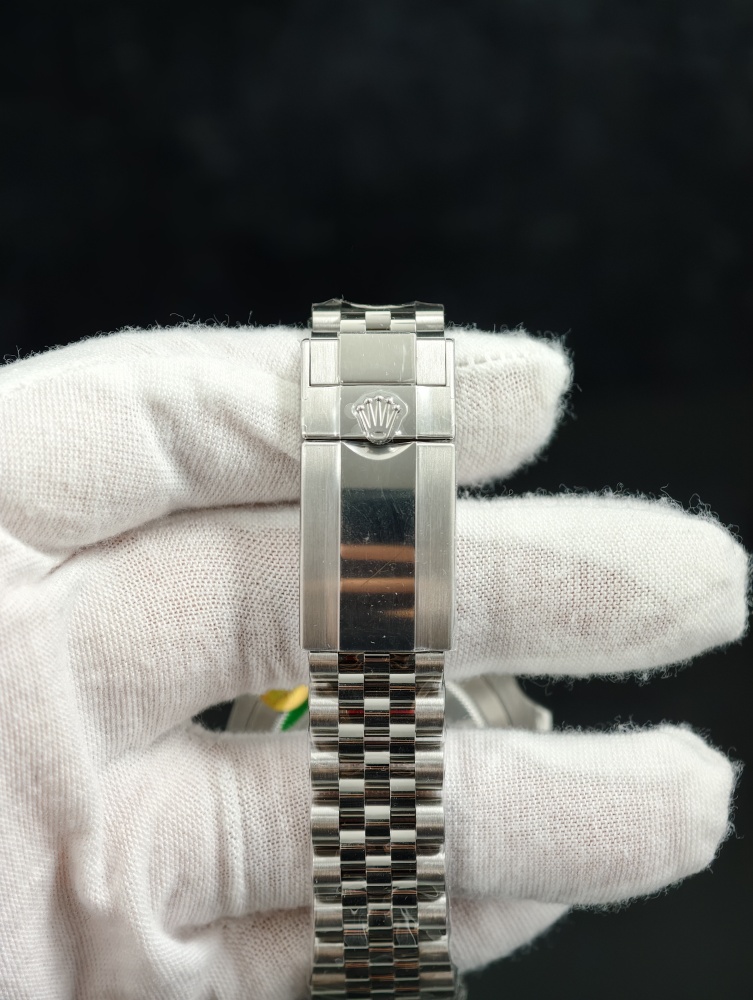 VSF GMT-Master II “Bruce Wayne” 40mm Jubilee – DD3285 Free-Sprung Looking Super Clone