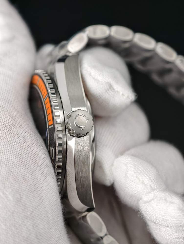 VSF Seamaster Planet Ocean Black & Orange | 43.5mm | DD8900 Super Clone Movement | Stainless Steel Bracelet