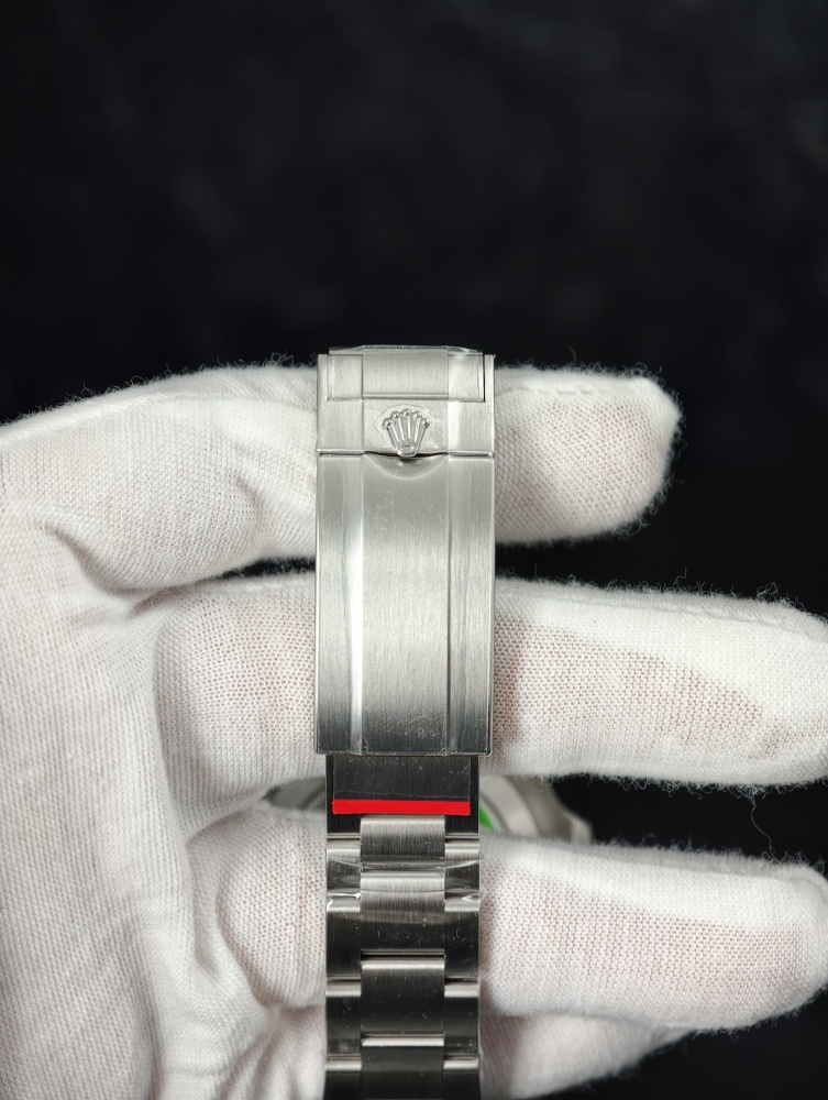 VSF Sea-Dweller | 43mm | DD3235 Movement