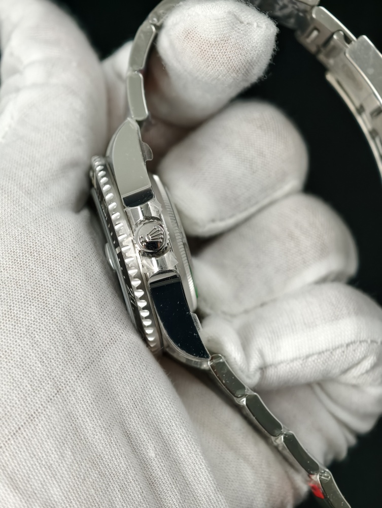VSF Sea-Dweller | 43mm | DD3235 Movement