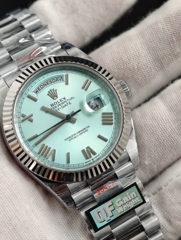 QF V9 Day-Date 40mm White Gold Platinum Dial – 210g JH3255 Free-Sprung Super Clone